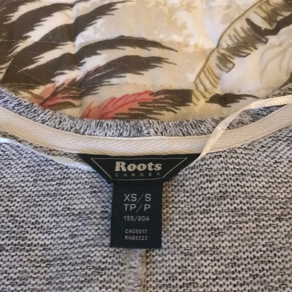 Roots Grey sweater - Picture 3 of 5